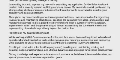 /img/37125-sales-assistant-proofreading.webp