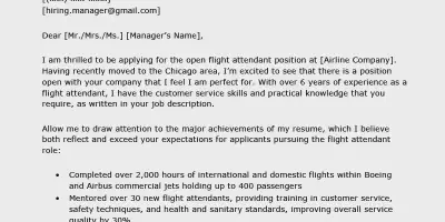 /img/37165-flight-attendant-greeting.webp